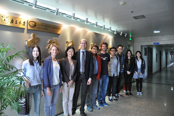 图四.jpg 图四.jpg